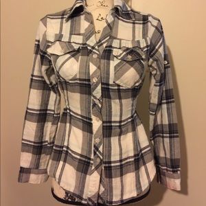 Sold Lightweight plaid flannel